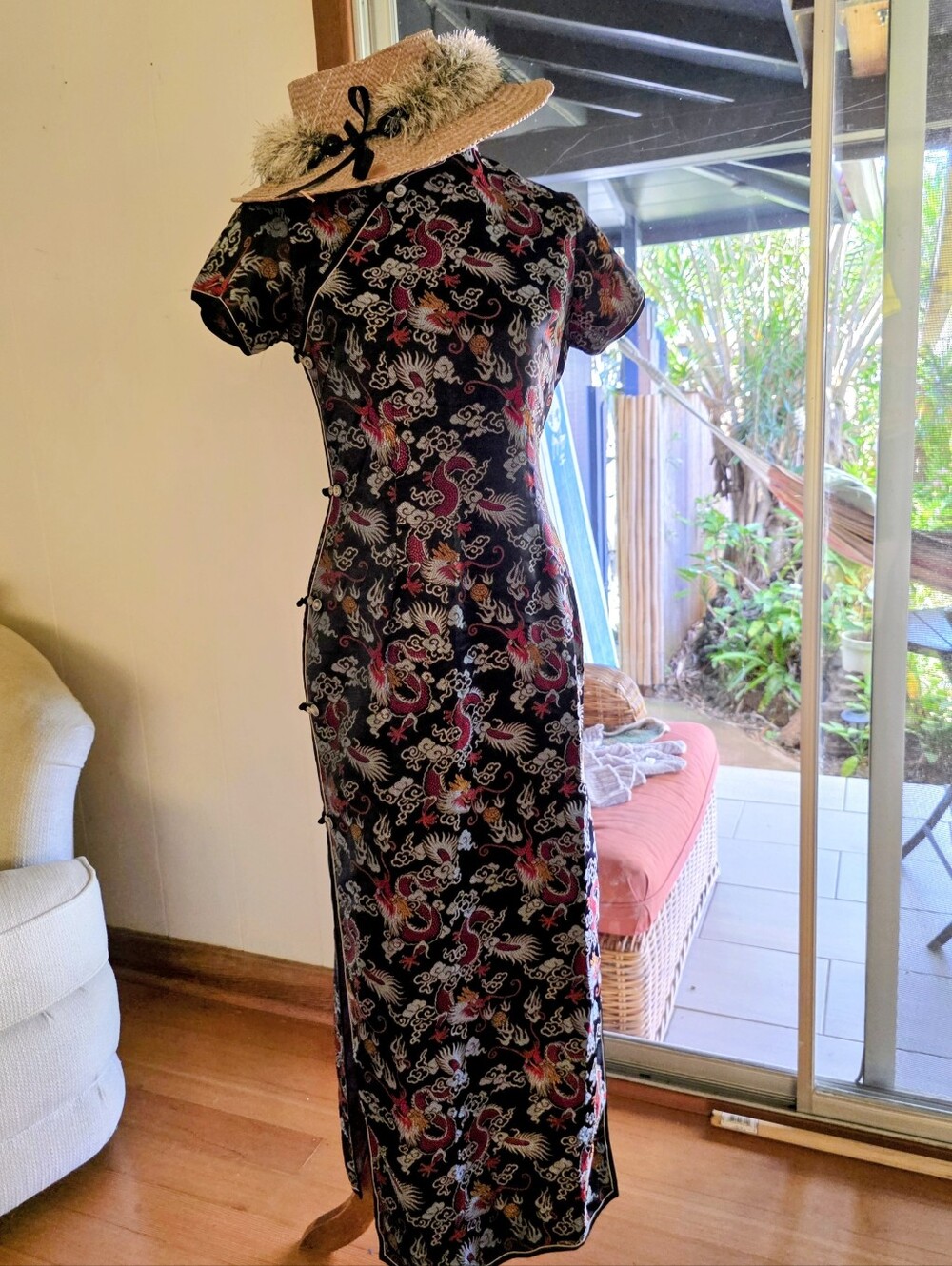 Vintage CHEONGSAM Dress Dragon Embroidered Mandarin Dress HANG ZHOU - Picture 3 of 6